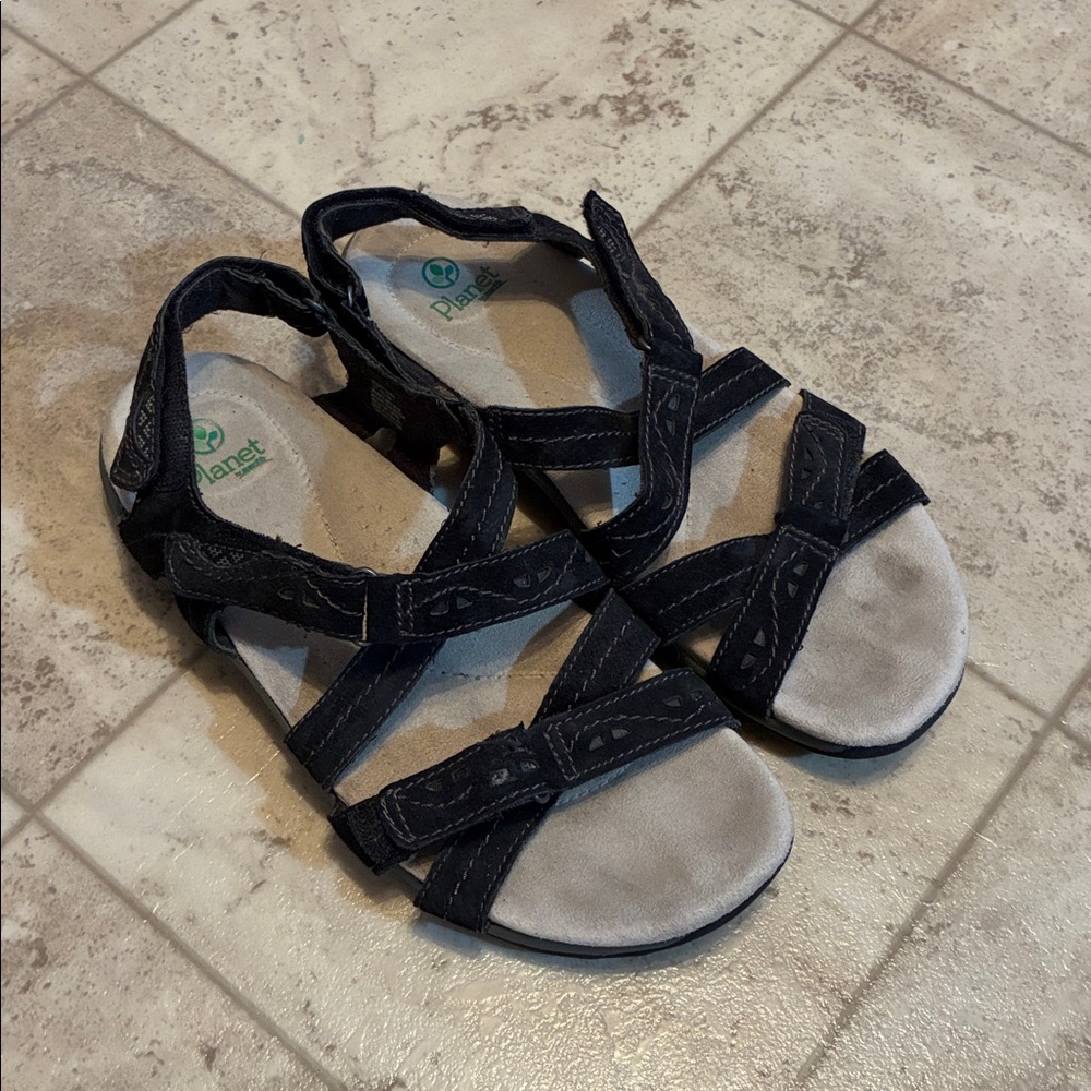 Planet by Earth Black Velcro Leather Sandals